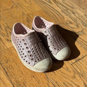 Native Pink Glitter Shoes toddler 7
